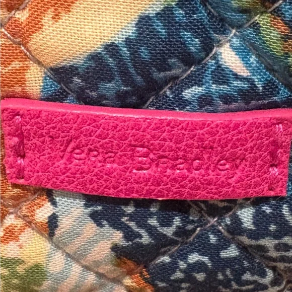 Vera Bradley Superbloom Iconic Mini Cosmetic in Retired NWT - Picture 5 of 7